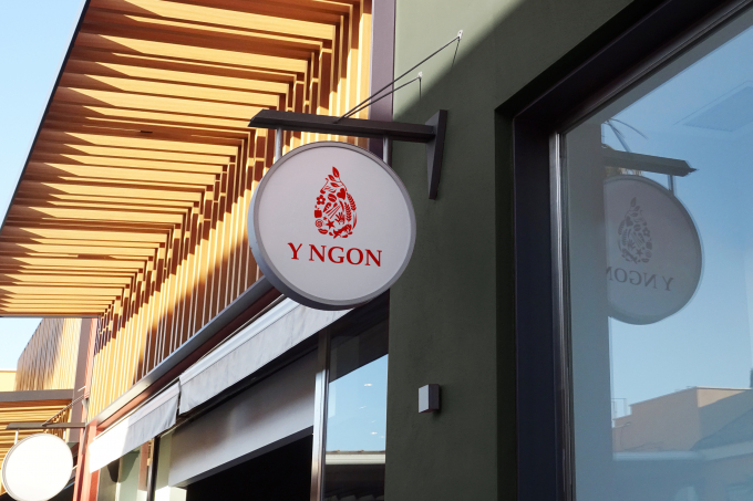 Y NGON LOGO & BRANDING